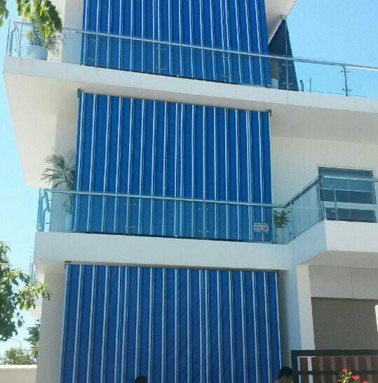 Bạt Che Ban Công Nhà Ở