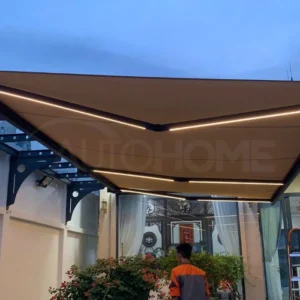 Điều khiển tự động bằng remote, điện thoại hoặc tích hợp smarthome